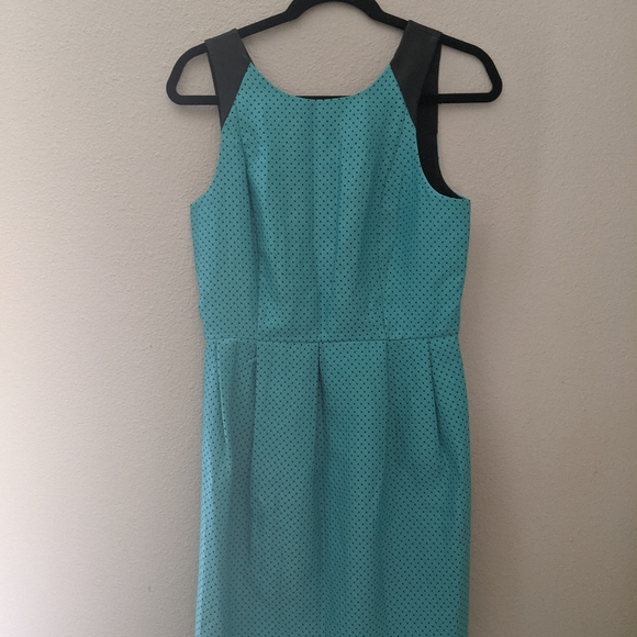 Kensie Teal w/ Pokadot Black Shoulder Small dress - Picture 15 of 15
